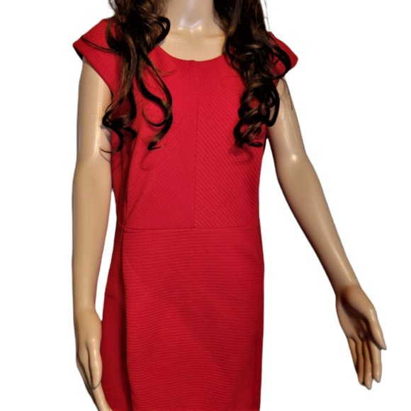 H&M Red Cap Sleeved Dress Knee Length Size 12 - Picture 1 of 7